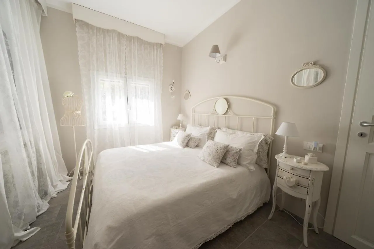 Apartment Bnbook Maison Charlotte Lago Maggiore Porto Valtravaglia